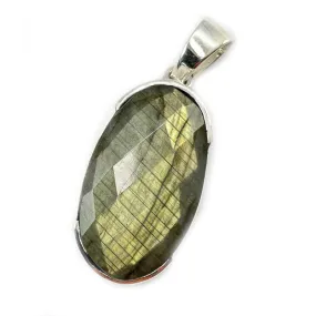 Aryan Labradorite Oval Bohemian Pendant