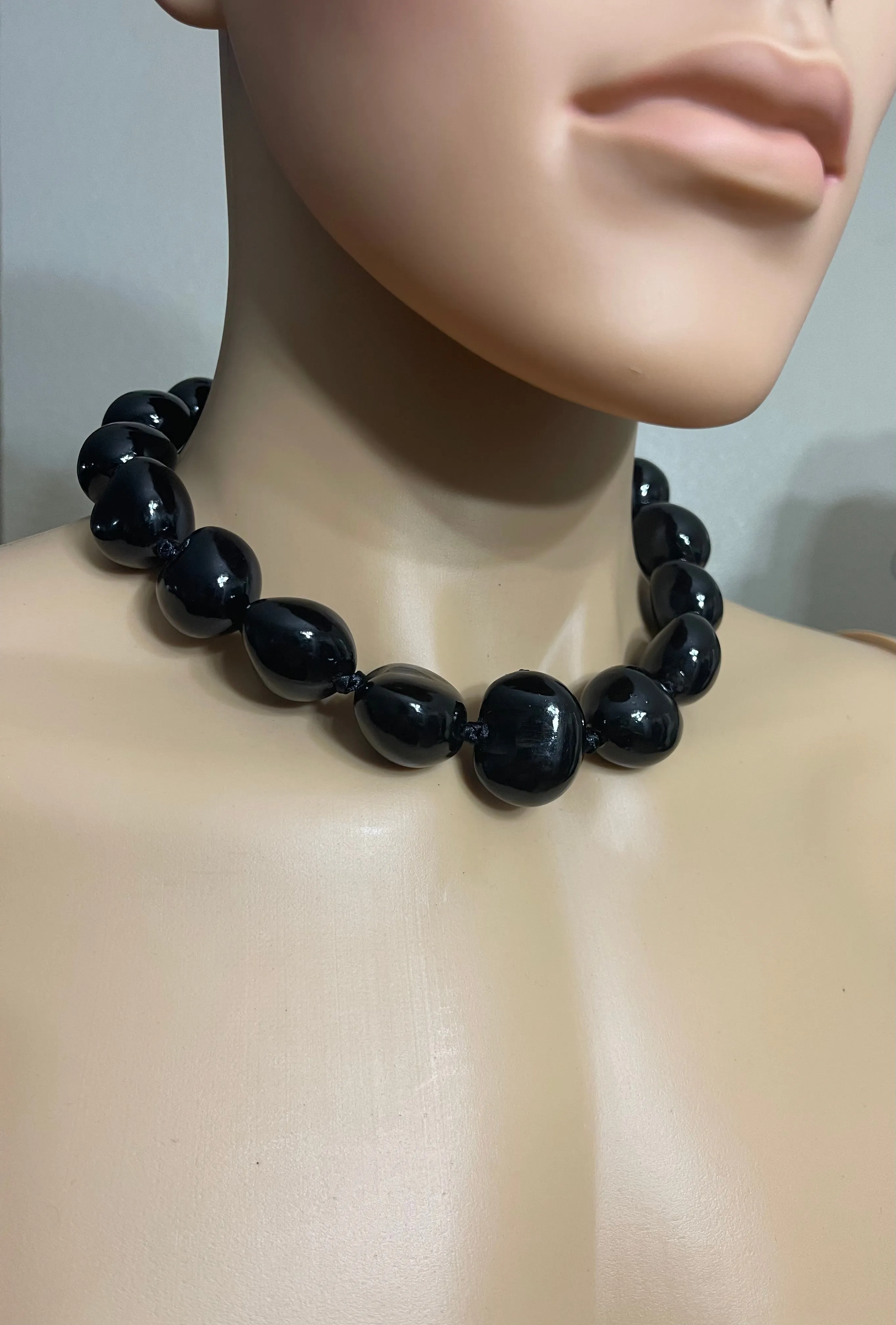 Black Kukui Nut Choker Lei