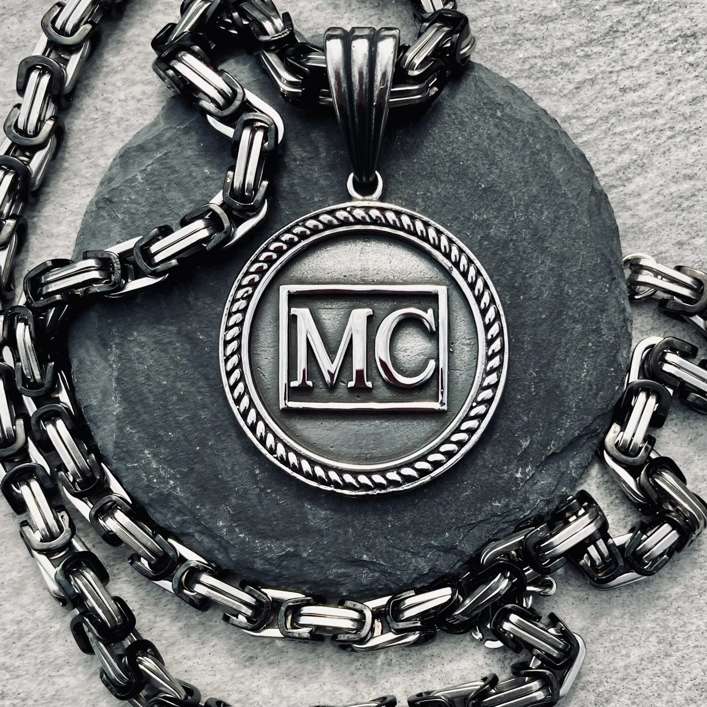 MC Pendant - Necklace (726)