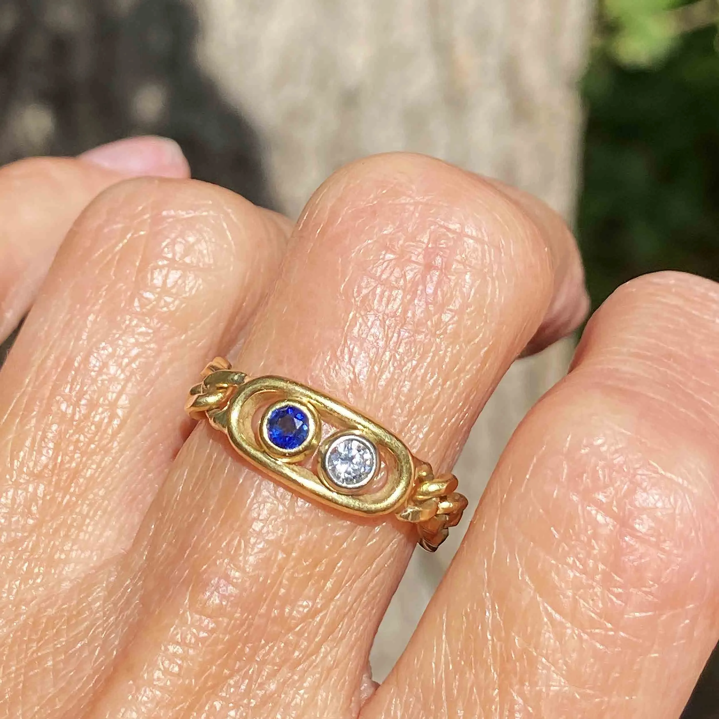 Modern 18K Gold Sapphire Diamond Curb Chain Ring