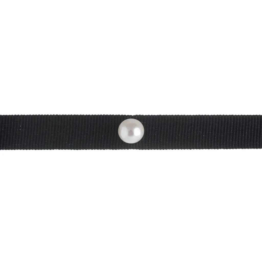 Omnia Solitaire Choker - White Pearl - Black Ribbon