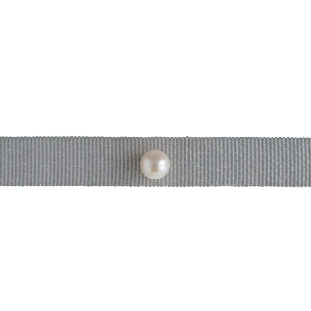 Omnia Solitaire Choker - White Pearl - Grey Ribbon