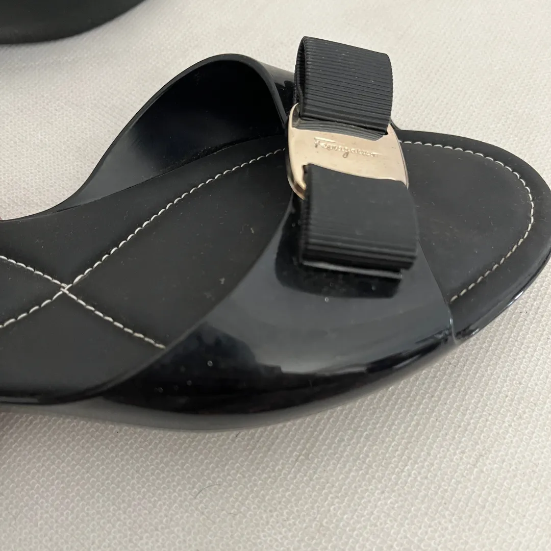 Salvatore Ferragamo Black VARA Bow Jelly Slide Sandals | Pre Loved |