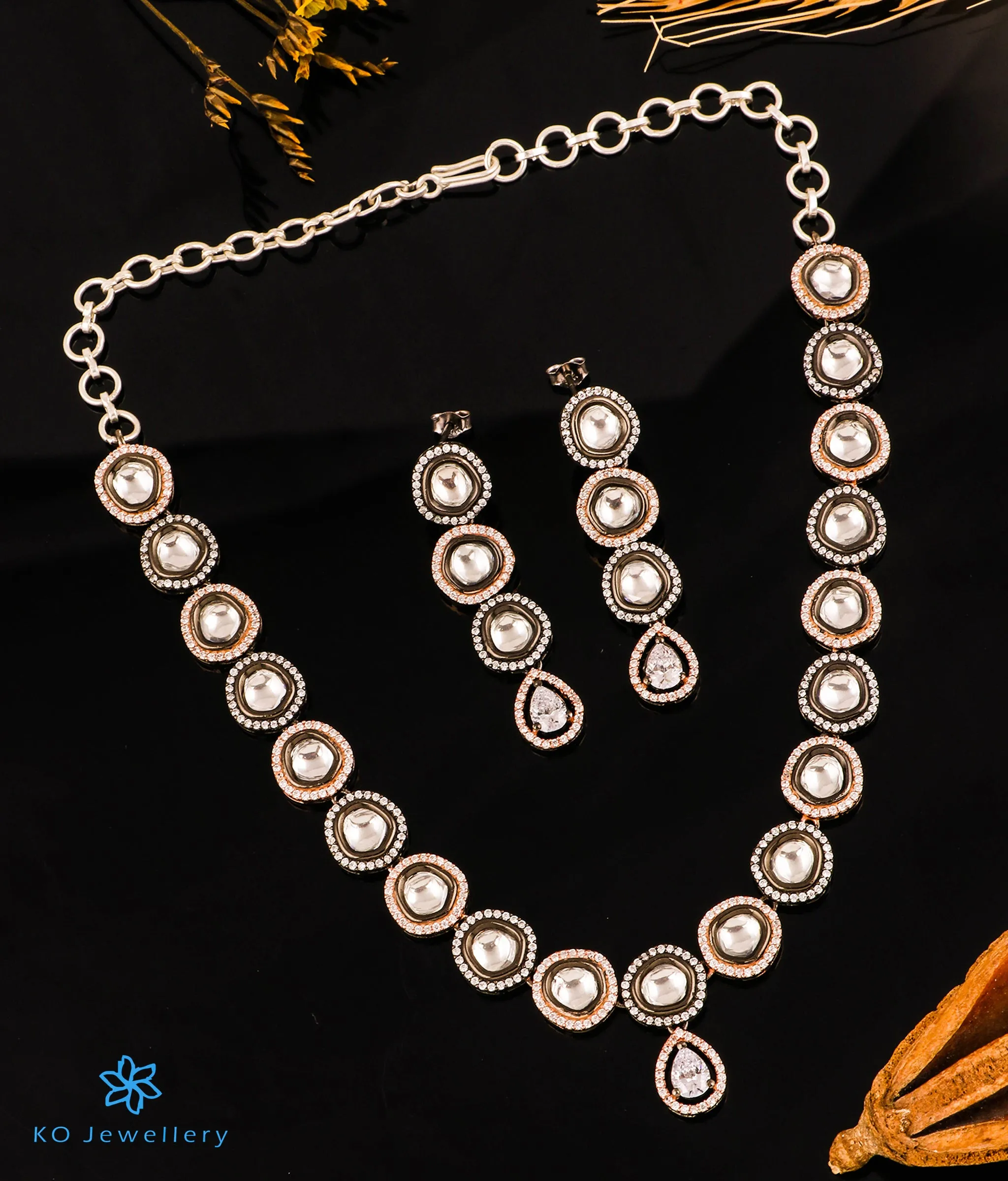 The Ava Silver Polki Necklace & Earrings